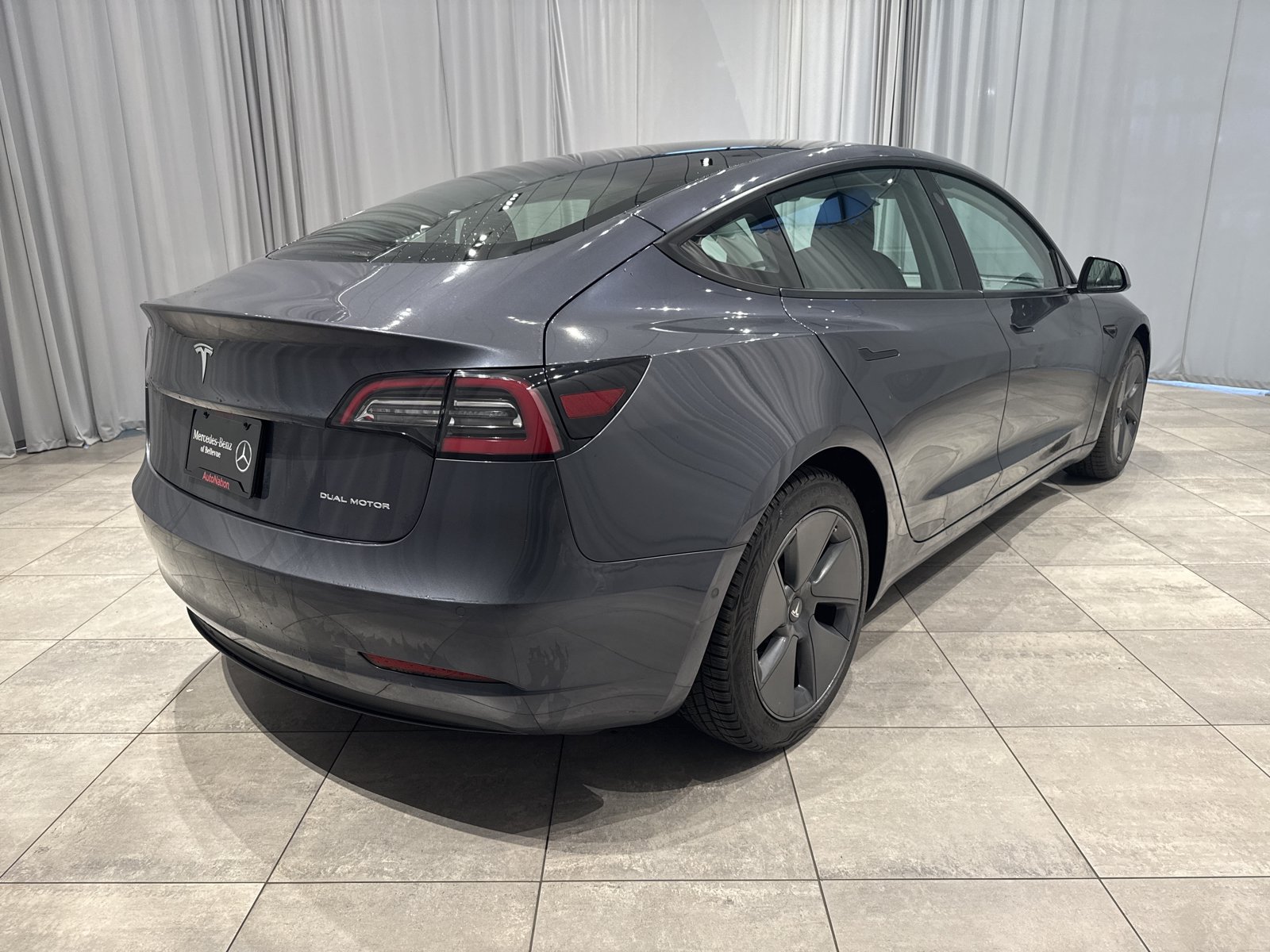 Used 2022 Tesla Model 3 Long Range AWD/4WD image 5