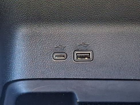 Used 2025 Chevrolet Traverse Z71 w/ Driver Confidence Package AWD/4WD image 24