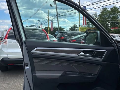 Used 2021 Volkswagen Atlas SEL Premium AWD/4WD image 9