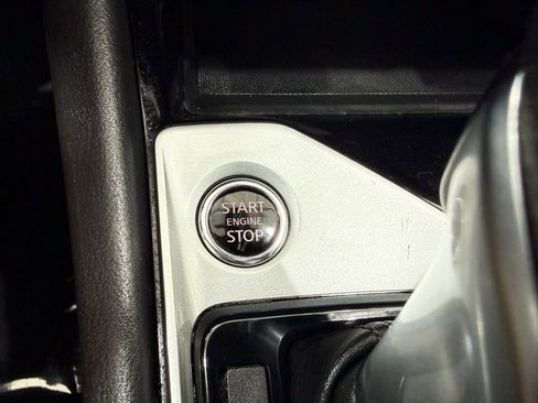 Used 2024 Nissan Altima 2.5 SV image 38