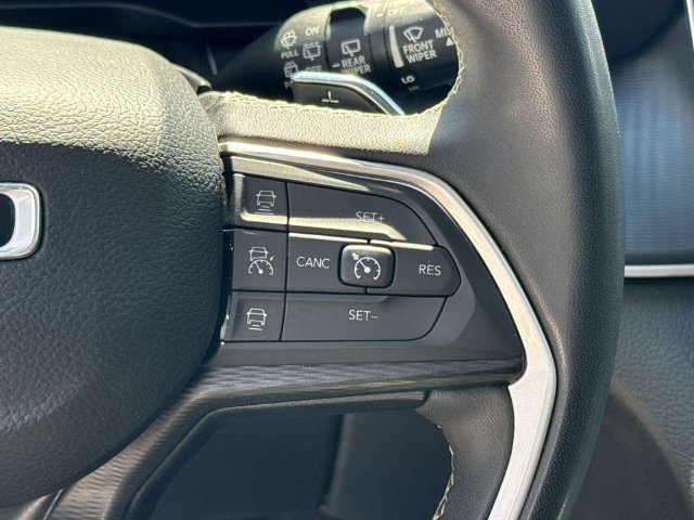 Used 2024 Jeep Grand Cherokee L Laredo AWD/4WD image 21