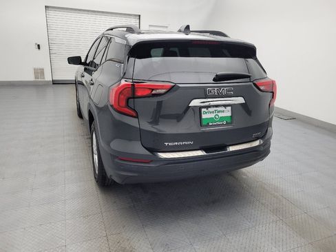 Used 2020 GMC Terrain SLE w/ Driver Convenience Package FWD image 6