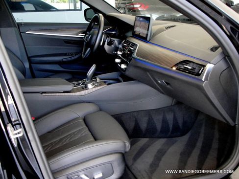 Used 2023 BMW 540i 540i M SPORT PRO+SHADOWLINE PK w/ M Sport Package image 38