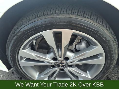 Used 2019 Mercedes-Benz C 300 4MATIC Sedan image 21