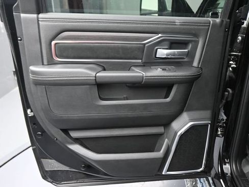 New 2026 RAM 2500 Laramie AWD/4WD image 26