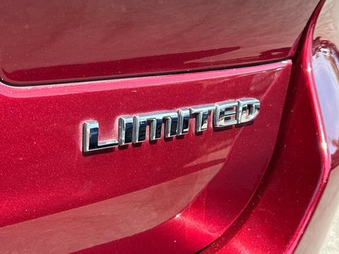 Used 2023 Jeep Grand Cherokee L Limited w/ Trailer Tow Group (B) AWD/4WD image 12