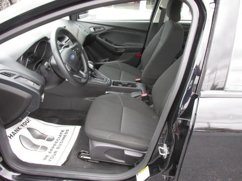 Used 2016 Ford Focus S image 6