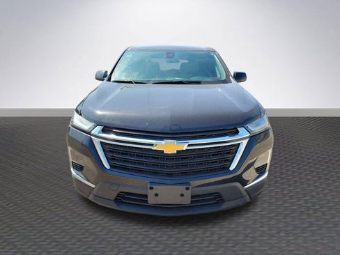 Used 2023 Chevrolet Traverse LS AWD/4WD image 2