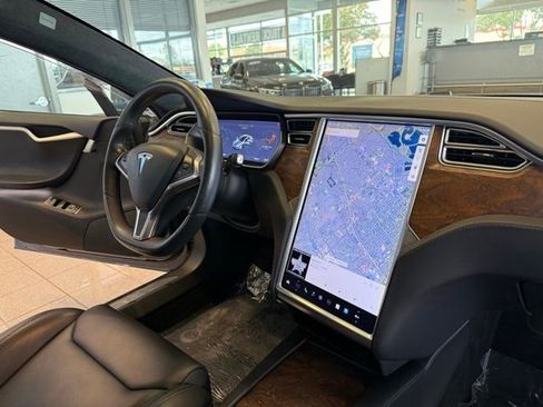 Used 2018 Tesla Model S 100D AWD/4WD image 25