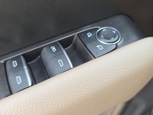 Certified 2024 GMC Canyon Denali AWD/4WD image 29