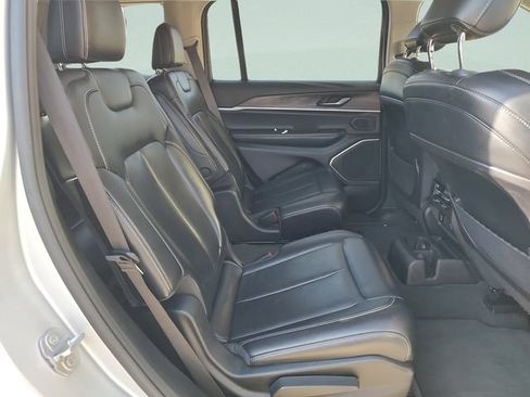 Certified 2021 Jeep Grand Cherokee L Limited AWD/4WD image 28