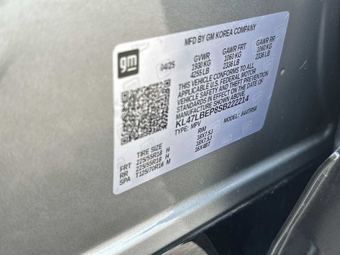 Certified 2025 Buick Envista Sport Touring FWD image 38