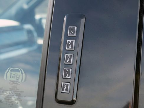 Used 2023 Ford F150 Lariat image 10