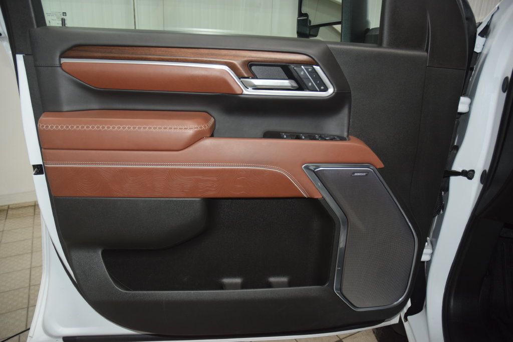 Used 2025 GMC Sierra 2500 Denali Ultimate AWD/4WD image 49