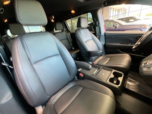 Used 2025 Honda Odyssey Sport-L image 17