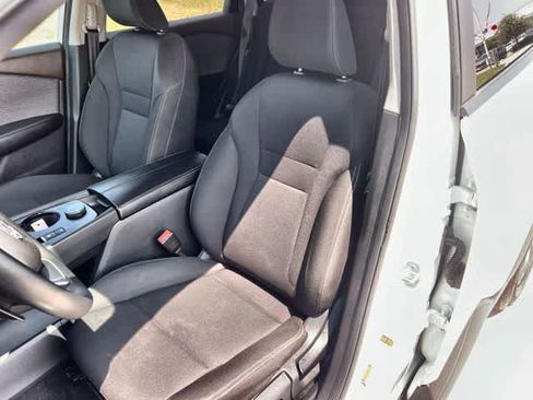 Used 2023 Nissan Rogue S AWD/4WD image 11