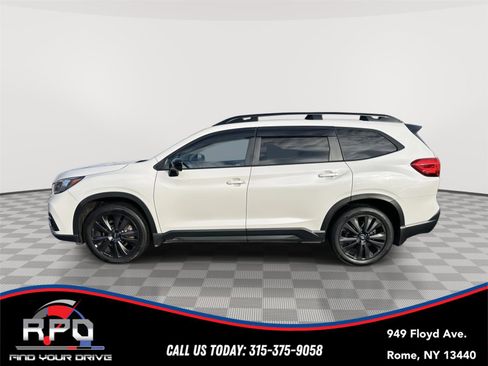 Used 2022 Subaru Ascent Onyx Edition image 2