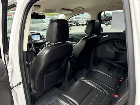 Used 2017 Ford Escape Titanium AWD/4WD image 13