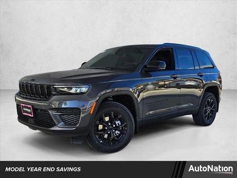 New 2025 Jeep Grand Cherokee Altitude image 1