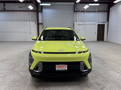 Used 2024 Hyundai Kona SEL image 13