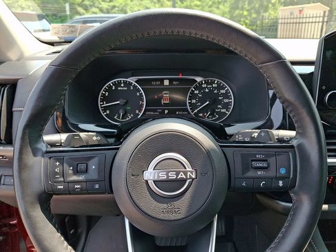 Certified 2023 Nissan Pathfinder SL w/ Cargo Package AWD/4WD image 21