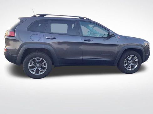 Used 2019 Jeep Cherokee Trailhawk w/ Cold Weather Group AWD/4WD image 21