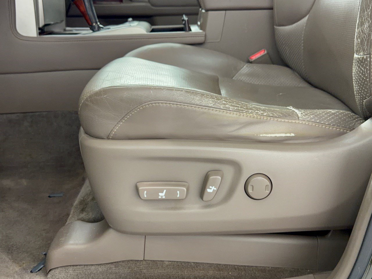 Used 2011 Lexus GX 460 w/ Comfort Plus Pkg AWD/4WD image 16