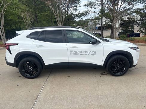 Used 2024 Chevrolet Trax ACTIV w/ Driver Confidence Package FWD image 6