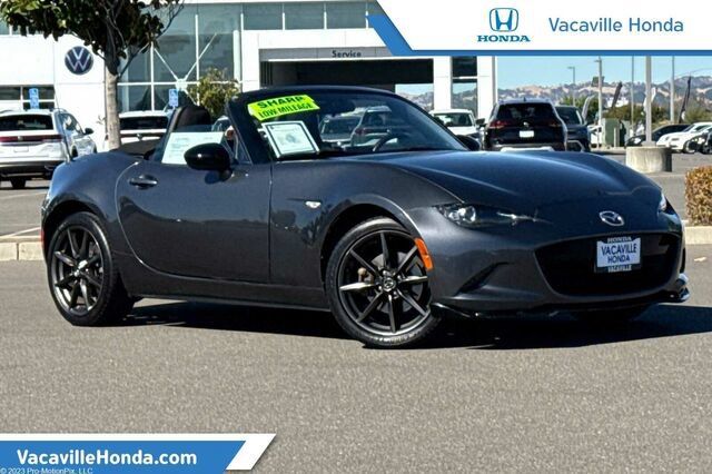 Used 2016 MAZDA MX-5 Miata Club RWD image 1