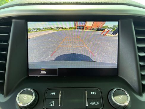 Used 2023 GMC Acadia SLT w/ Preferred Package FWD image 25