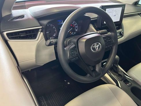 Used 2025 Toyota Corolla Cross L FWD image 13