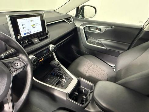 Used 2023 Toyota RAV4 XLE w/ Convenience Package image 27
