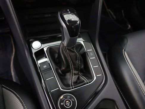 Used 2023 Volkswagen Taos SEL image 54