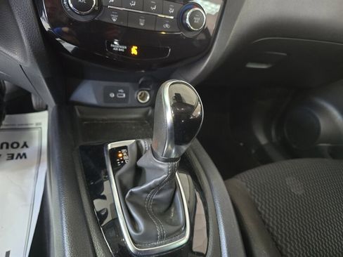 Used 2021 Nissan Rogue Sport S AWD/4WD image 20