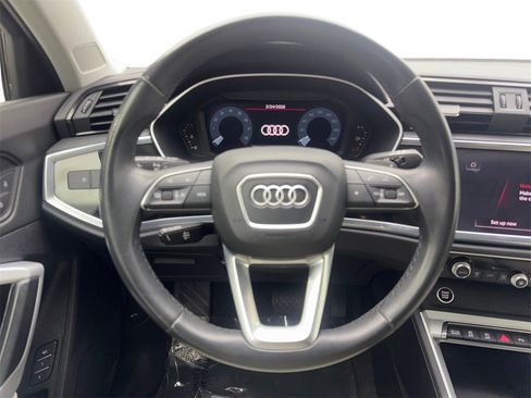 Used 2022 Audi Q3 2.0T Premium w/ Convenience Package image 57