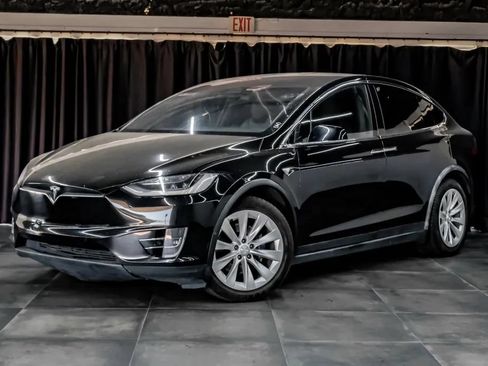 Used 2020 Tesla Model X Long Range AWD/4WD image 2