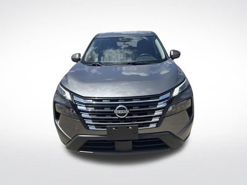 Used 2024 Nissan Rogue SV AWD/4WD image 2
