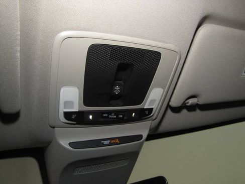 Certified 2024 Honda HR-V EX-L image 8
