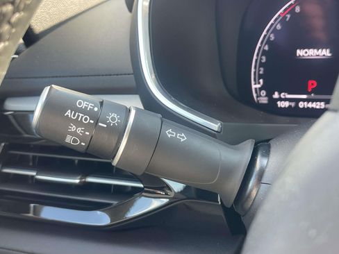 Used 2023 Acura MDX FWD w/ Technology Package image 24