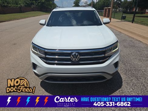 Used 2023 Volkswagen Atlas Cross Sport SE AWD/4WD image 3