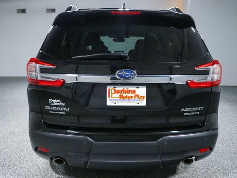 Used 2023 Subaru Ascent Limited AWD/4WD image 8
