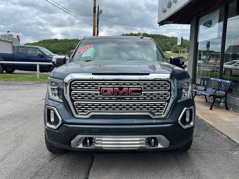 Used 2019 GMC Sierra 1500 Denali w/ Denali Ultimate Package AWD/4WD image 3