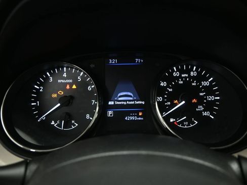 Used 2020 Nissan Rogue Sport SL w/ Premium Package FWD image 14