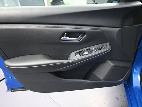 Used 2024 Nissan Sentra SV FWD image 28