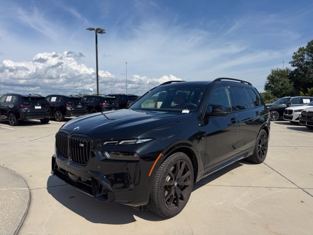 Used 2027 BMW X7 M60i w/ Executive Package AWD/4WD image 1