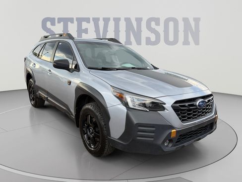 Used 2022 Subaru Outback Wilderness AWD/4WD image 7
