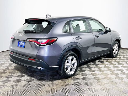 Used 2025 Honda HR-V LX image 7