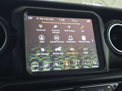 Used 2022 Jeep Wrangler Unlimited Sahara AWD/4WD image 32