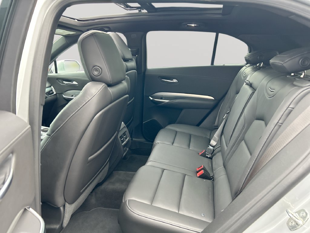 Used 2019 Cadillac XT4 Premium Luxury AWD/4WD image 26