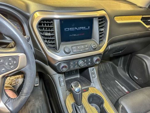 Used 2017 GMC Acadia Denali w/ Technology Package AWD/4WD image 14